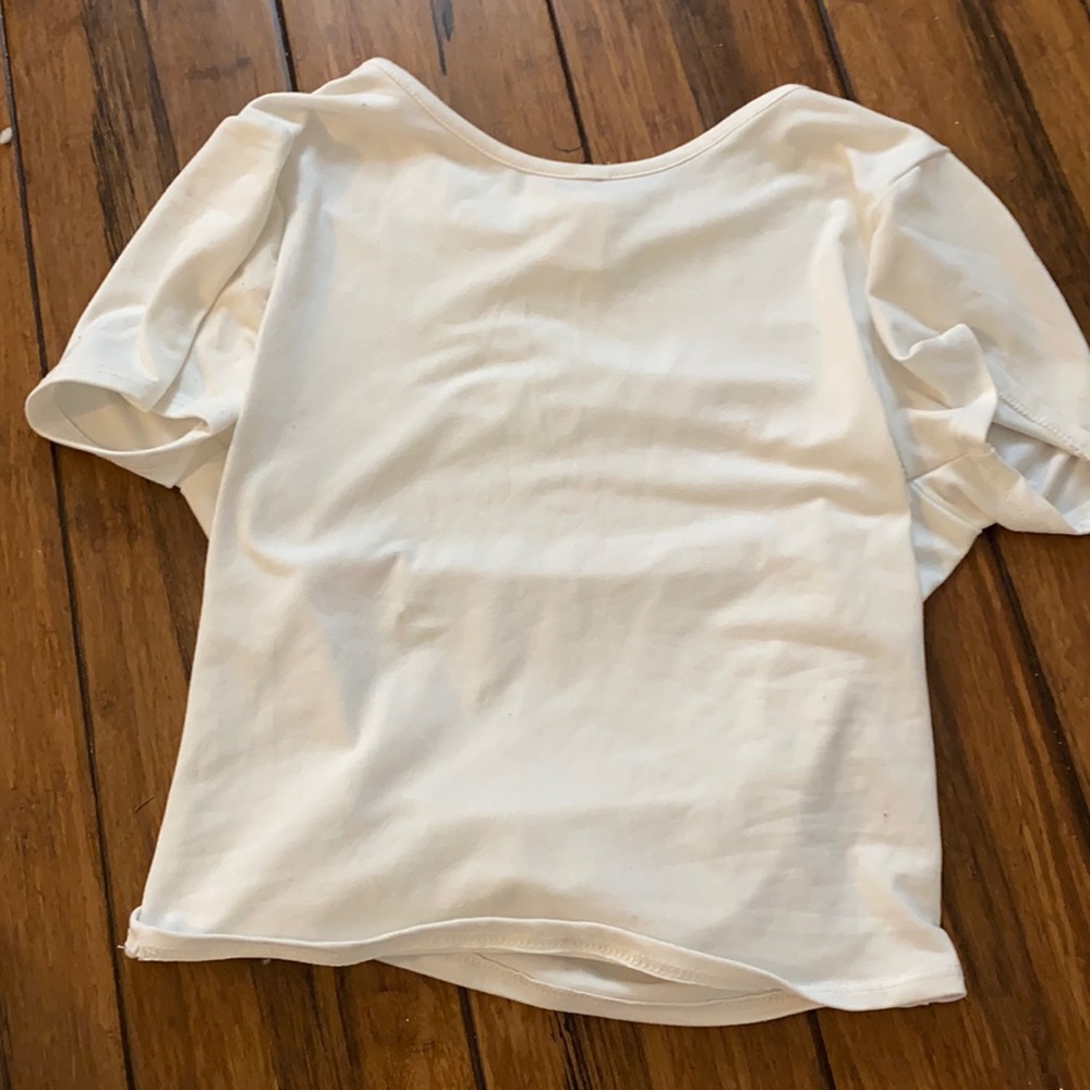 a basic white tshirt that’s super soft